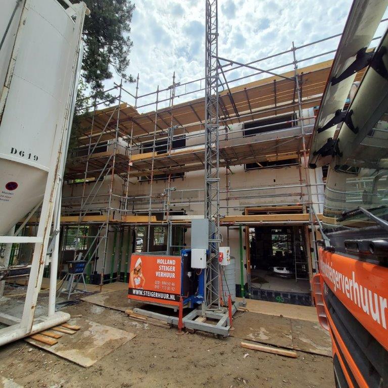 Rosweydelaan-1-De-Meern-De-Vries-en-Verburg-18-06-2021-Koningin-Beatrixschool-Bouwlift-omgewisseld-2